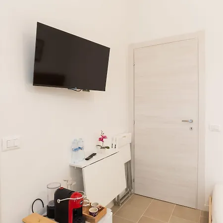 Mentana Affittacamere 3*