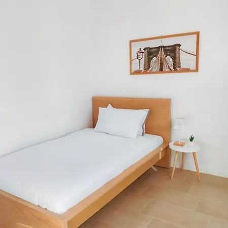 Mentana Πανσιόν Πάρμα