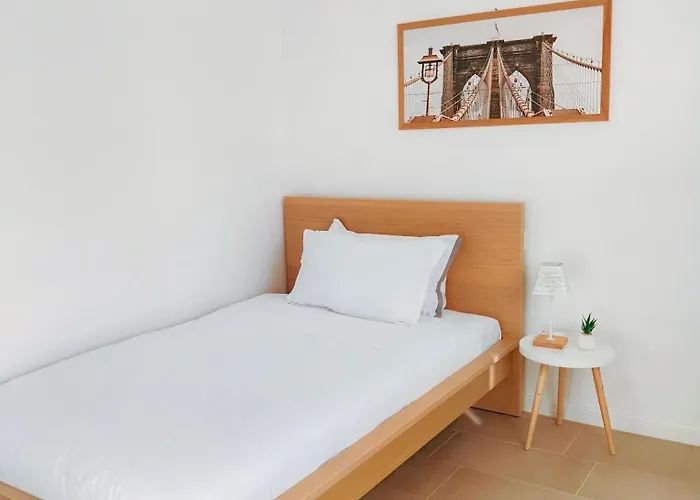 Mentana Konukevi Parma